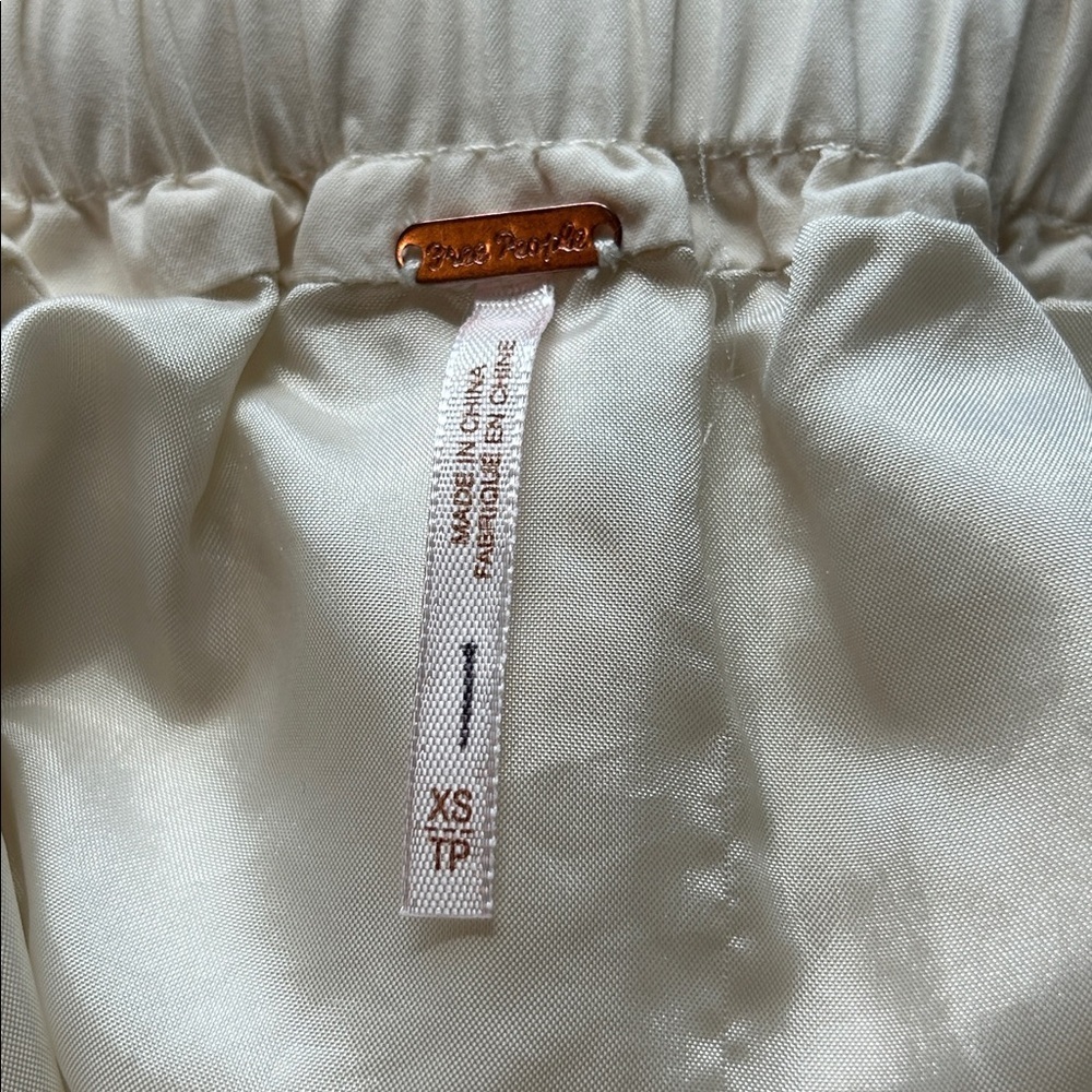 Free People Ivory Shell Cargo Utility Skirt Size XS TP zip front - Picture 8 of 12